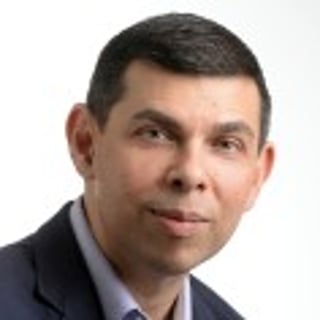 Warren Fernandez