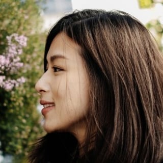 Gina Lee