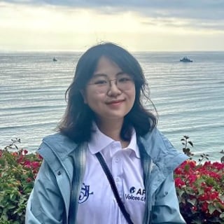 Ellie Yau