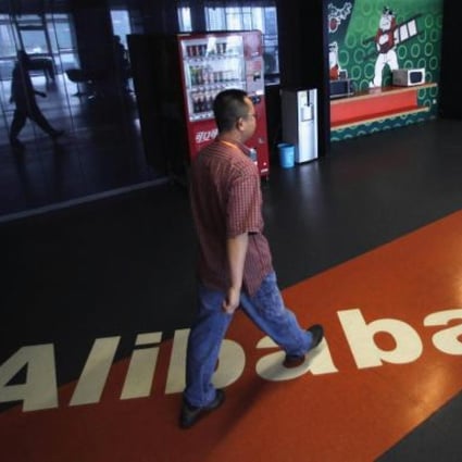 Alibaba's hopes to capture a bigger slice of the mainland smartphone market with its mobile operating system have hit a snag. Photo: Reuters