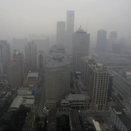Smog in Beijing. Photo: Reuters
