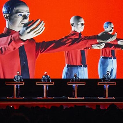 China has forbidden German electronic band Kraftwerk from performing at a music festival, more than a decade after they appeared on the bill of a Free Tibet concert. 