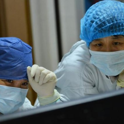 China has reported 21 human cases of the H7N9 flu virus, including six deaths. Photo: EPA