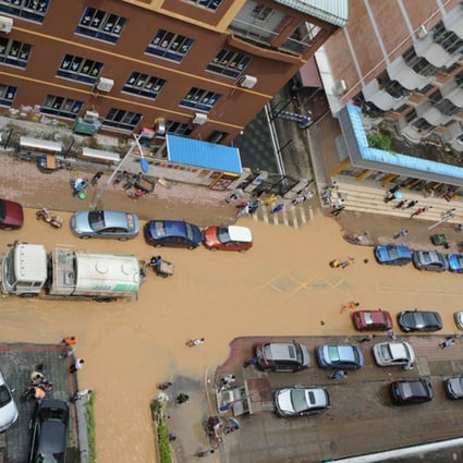 Shenzhen was hit by heavy rainfall on Friday morning, leaving two people dead. Photo: Xinhua