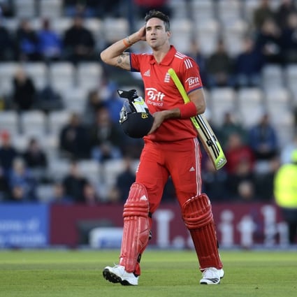  Kevin Pietersen has been awarded damages over an advertisement suggesting he tampered with a bat. Photo: AFP