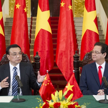 Chinese Premier Li Keqiang held talks with his Vietnamese counterpart, Nguyen Tan Dungl, in Hanoi. Photo: Xinhua