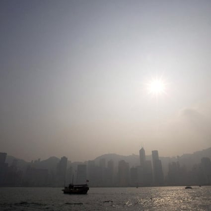 Hong Kong and its neighbours should establish a "regional think tank" to tackle air pollution in the Pearl River Delta. Photo: EPA