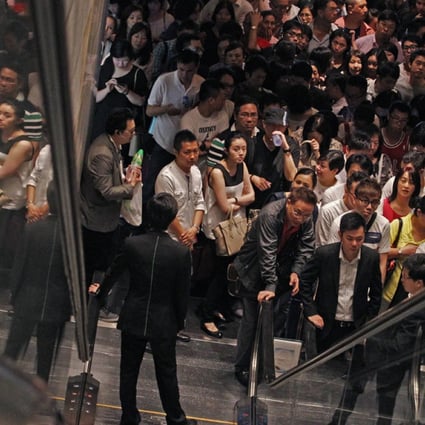 Scene of agents and prospective buyers for The Cullinan at Kowloon Station.