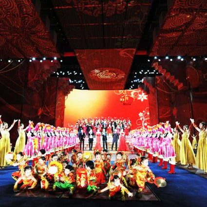 A performance on 2013 CCTV Spring Festival Gala held in Beijing. 