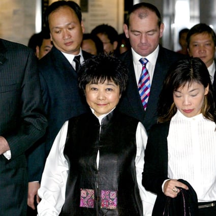 Nina Wang (left) in 2005, during another of the many court cases over the Chinachem empire built by her husband. Photo: Robert Ng