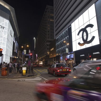 Hong Kong's luxury retail sector has rebounded on the back of mainland shoppers. Photo: Bloomberg
