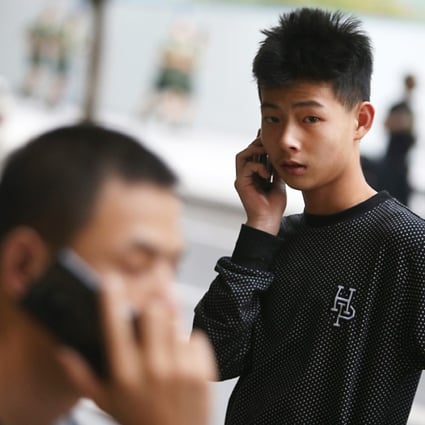 The MIIT could award FDD-LTE 4G licenses to Unicom and China Telecom by July. Photo: EPA