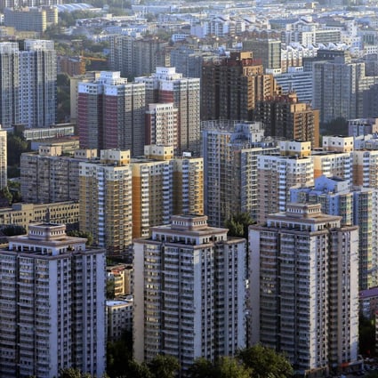 Like their rivals, Country Garden Holdings and China Resources Land  face uncertainties over meeting their annual sales targets this year given the slump in property market. Photo: Reuters