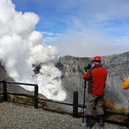 The Turrialba volcano erupts near Santa Cruz de Turrialba. Photo: Xinhua