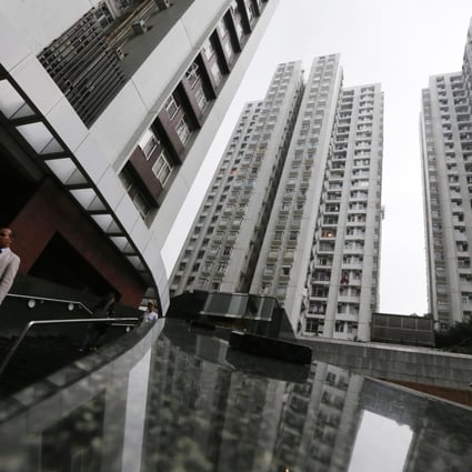 The average price of large flats on Hong Kong Island is HK$14,286 per square foot, much higher than similar sized flats in the New Territories. Photo: Felix Wong