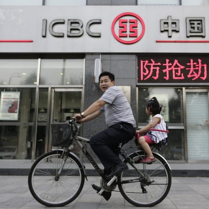 ICBC became the world's first company to simultaneously issue preferred shares denominated in three currencies with its US$2.95 billion, €600 million (HK$5.8 billion) and 12 billion yuan (HK$15.2 billion) offering. Photo: Reuters