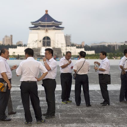 Tourists sightseeing in central Taipei. Photo: Bloomberg 