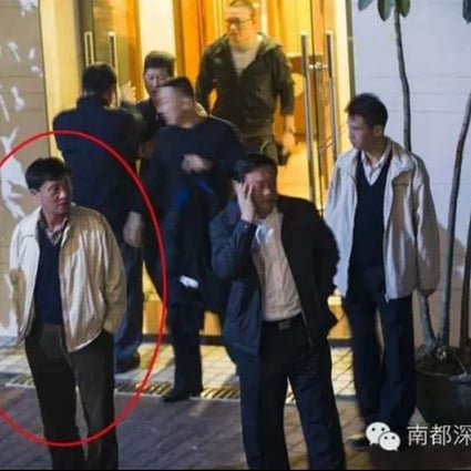 The diners are seen walking out of the seafood restaurant in this photo taken by Southern Metropolis Daily. 