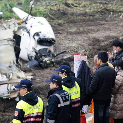 Air disaster survivors describe final moments as plane hit bridge and  crashed into the river | South China Morning Post