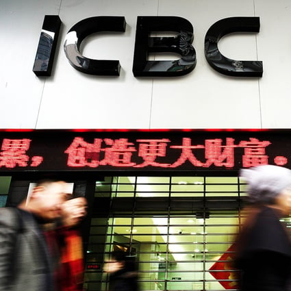Chinese banks extended 1.02 trillion yuan of new loans in February. Photo: AFP