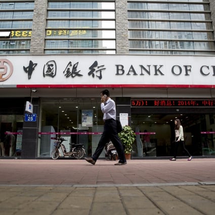 Mainland Chinese banks are embracing new fit-out concepts such as "neighbourhood areas" - including self-sufficient/self-contained work areas and think tank/break-out spaces - in the workplace. Photo: Bloomberg
