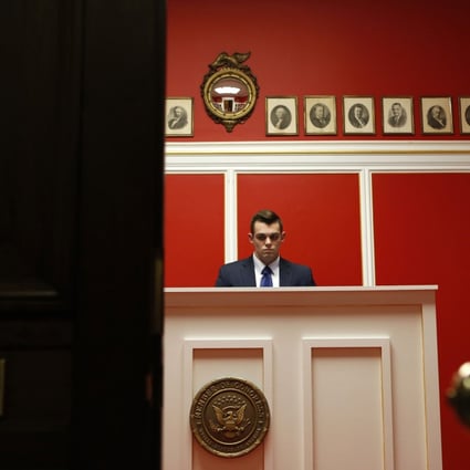 US congressman resigns over lavishly decorated 'Downton Abbey ...