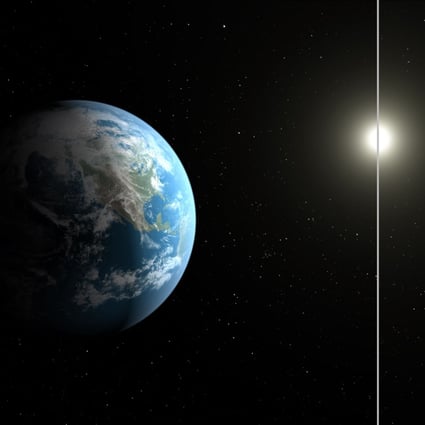This NASA artist's concept compares Earth (left) to the new planet, called Kepler 452b, which is about 60 per cent larger in diameter. Photo: AFP