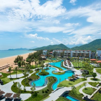 Angsana Lang Co is part of Vietnam's largest integrated resort, Laguna Lang Co, which has two five-star hotels and an 18-hole golf course.