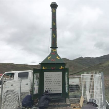 A rain-making furnace on the Tibetan plateau. (Picture: maduo.gov.cn)
