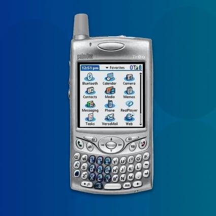 The Treo 600 is considered one of the first smartphones. (Picture: Palm)