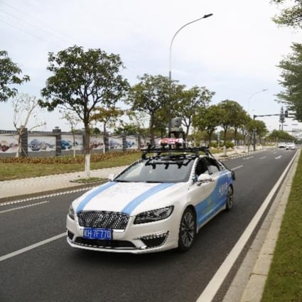 The taxis are reportedly all Level 4 vehicles -- self-driving cars that can run without a human behind the wheel -- but they’ll all have drivers during the trial run, so... (Picture: Southern Metropolis Daily)