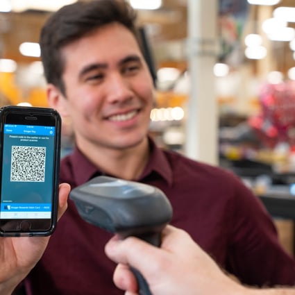 This picture is totally not staged. (Picture: Kroger)

