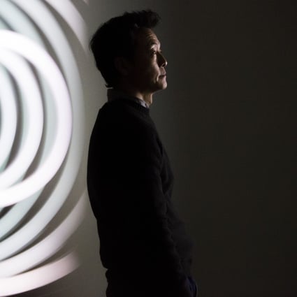 Internationally-acclaimed Korean artist Chul-Hyun Ahn with his work ‘Transparency’