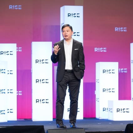 Paul Loo, Cathay Pacific Chief Customer and Commercial Officer, gave a keynote speech on the airline’s IT transformation and initiatives at RISE Hong Kong 2019.