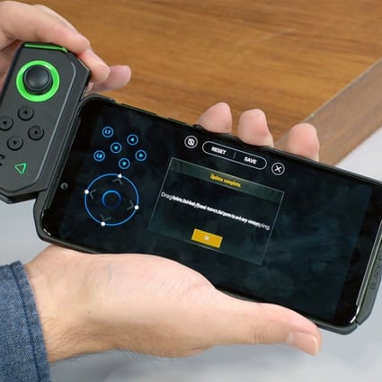 Black Shark also sells controllers that can be connected to a bundled plastic case. (Picture: Abacus)