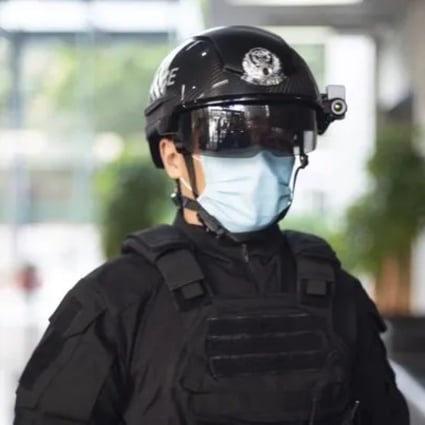 Kuang-Chi keeps its smart police helmets light and mobile with the help of metamaterials. (Picture: Kuang-Chi)