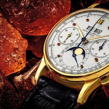 Leading Christie’s Patek Philippe ‘The Ruby Series’ sale is the 18K Gold Perpetual Calendar Chronograph Wristwatch featuring Charles Stern’s Unique Dial with Cabochon Ruby Hour Markers, ref. 1518.
