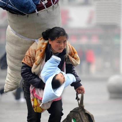 The photo that went viral. Photo: Xinhua / Zhou Ke