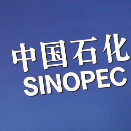 Sinopec has China’s biggest network of fuel stations, operating some 30,700 outlets. Photo: Reuters