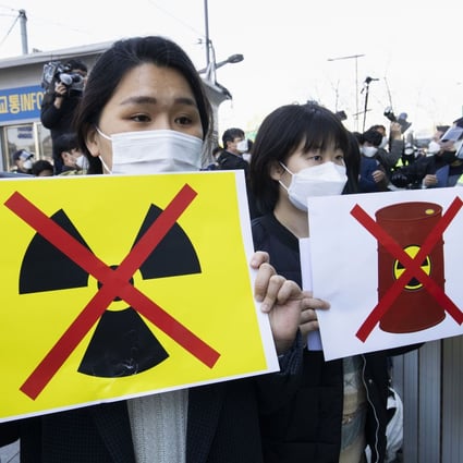 People protest against Japan’s decision to dump radioactive wastewater from the crippled Fukushima Daiichi nuclear power plant into the Pacific Ocean, outside the Japanese embassy in Seoul on April 14. Photo: Xinhua