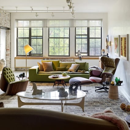 In the spacious New York loft of Janis Provisor and Brad Davis, furniture is clustered to create intimate areas. Photo: Jonathan Leijonhufvud