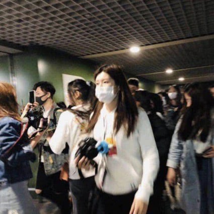 Swarms of excited K-pop fans broke the balustrade of a moving walkway at a Shanghai airport in 2019. Online fan clubs in China are known for being quick to mobilise and take part in activities that support their idol.
Photo: guancha