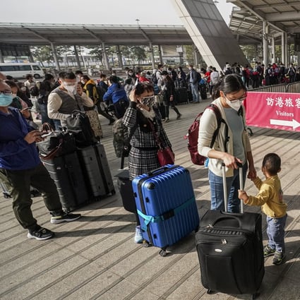 Travellers wait to cross out of Hong Kong into the mainland at the Shenzhen Bay border on December 11, 2020. Photo: Felix Wong 