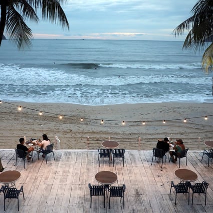 People dine at a restaurant following social distancing measures on September 13 as Langkawi prepared to open to domestic tourists in Malaysia from September 16. Photo: Reuters