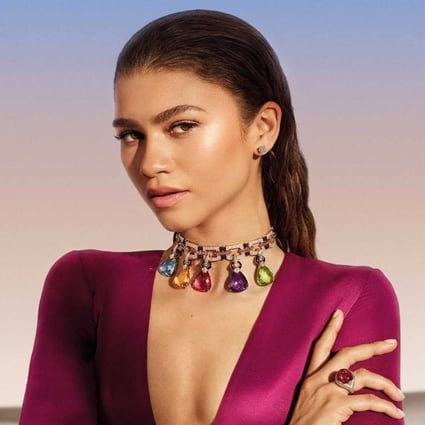 Multi-coloured jewelry can be spotted on some of today’s hottest stars, like Zendaya. Photo: @bulgari/Instagram