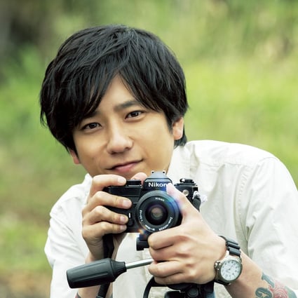 Kazunari Ninomiya plays the photographer Masashi Asada in The Asadas (category I, Japanese), directed by Ryota Nakano.