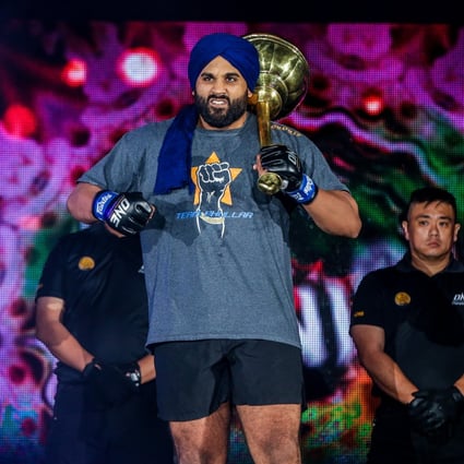 Arjan Singh Bhullar heads to the Circle at ONE: Century in Tokyo. Photo: ONE Championship
