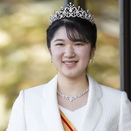 Princess Aiko greets the press on the occasion of her coming-of-age at the Imperial Palace in Tokyo on December 5. Photo: EPA-EFE