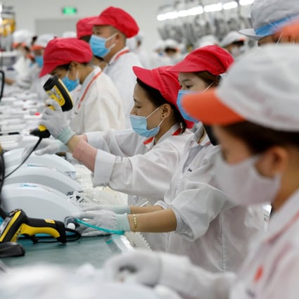 Workers at a Vietnam factory. Photo: Reuters