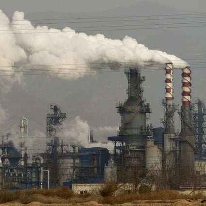 China’s climate targets can’t be achieved in “just one battle”, policymakers say. Photo: AP